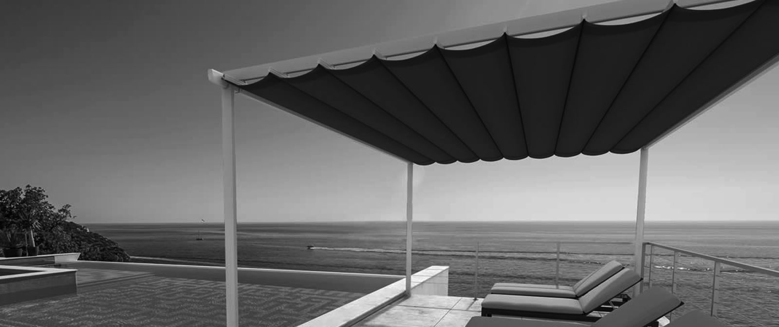Palilleria Zen Marca Gaviota terraza frente mar>
<div class=
